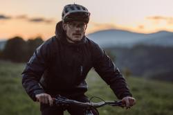 Husky Luma M black pánská ultralehká bunda