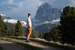 Husky Kalfer M mustard pánské funkční kraťasy