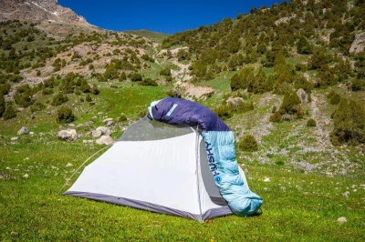 Husky Drape péřový zimní spacák