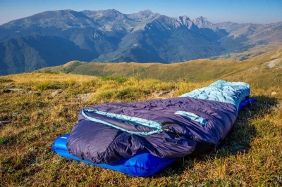 Husky Drape péřový zimní spacák