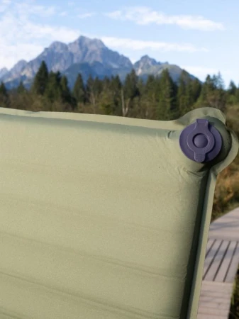 Husky Fledy 4 khaki samonafukovací karimatka