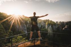 Husky Clever 30l černý turistický batoh