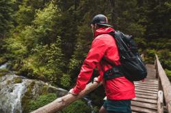 Husky Clever 30l černý turistický batoh