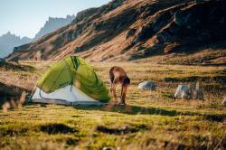Husky Sawaj Camel 2 zelený ultralehký stan + sleva 400,- na příslušenství