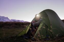 Husky Sawaj Camel 2 zelený ultralehký stan + sleva 400,- na příslušenství