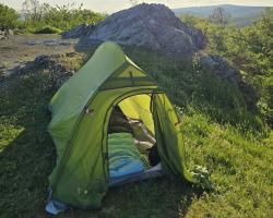 Husky Sawaj Camel 2 zelený ultralight stan + zľava 400,- na príslušenstvo