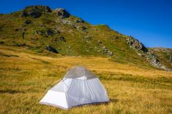 Husky Sawaj Camel 2 zelený ultralight stan + zľava 400,- na príslušenstvo