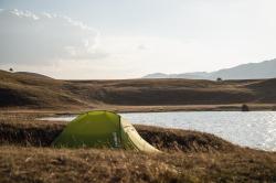 Husky Sawaj Camel 2 zelený ultralight stan + zľava 400,- na príslušenstvo