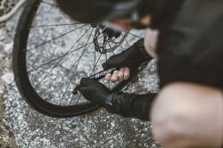 Force Hustilka HOSE - 15.5cm, s hadičkou, čierna