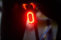 IGPSPORT Blikačka zadní s radarem SR mini