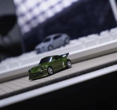 IQ models ACE SPEED DRIFT 1/64 - bílé