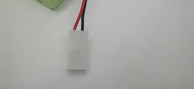 IQ models Akumulátor NiMh 9.6V 2000mAh s velkým Tamiya konektorem