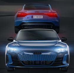 IQ models Audi RS e-tron GT na dálkové ovládání - modrá