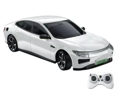 IQ models bílý elektromobil na dálkové ovládání