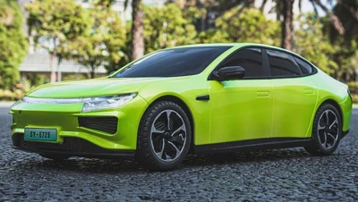 IQ models Elektromobil na dálkové ovládání zelený