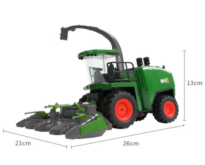IQ models 1/24 černozelená sklízecí řezačka na kukuřici