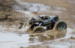 IQ models MZ-CLIMB - supersilný crawler 1/14 - modrý