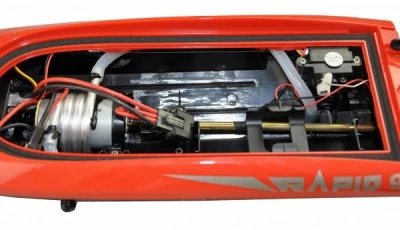 IQ models RAPID 9 - RC člun s alarmem a vodním chlazením