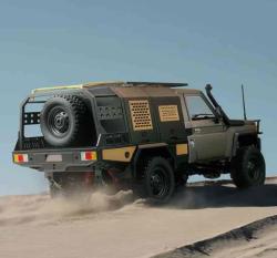 IQ models RC auto Land Cruiser TOYOTA Supertourer - stříbrná + náhradní akumulátor