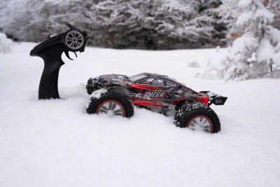 IQ models RC auto Vortex Truggy 1/12, 46 km/h+ voděodolné - červené