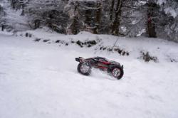 IQ models RC auto Vortex Truggy 1/12, 46 km/h+ voděodolné - červené