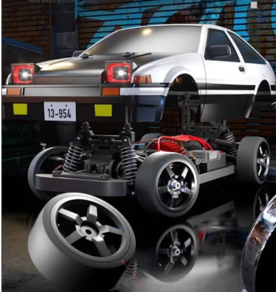 IQ models Legendary 1/12 bílé RC driftovací auto