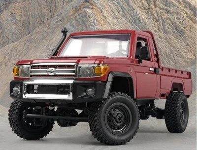 IQ models Land Cruiser Toyota červené RC auto 1/12