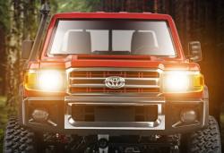 IQ models RC Land Cruiser TOYOTA červená + náhradní akumulátor