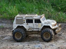 IQ models RC obojživelné zásahové vozidlo SWAT 1/14