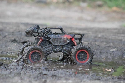 IQ models RC obojživelník MZ-AMBHI - červené