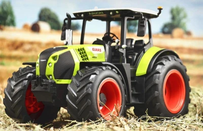 IQ models Set RC traktoru Arion Claas 1/16 s obracečkou sena