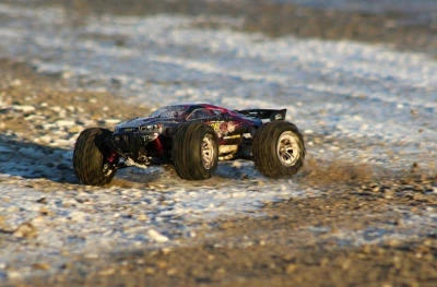 IQ models Truggy Racer 4WD 1:16 2.4GHz - růžová