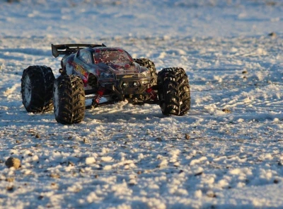 IQ models Truggy Racer 4WD 1:16 2.4GHz - růžová