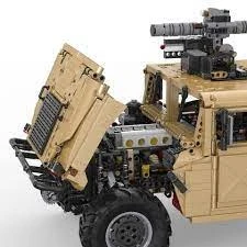 IQ models Vojenský HUMVEE 1/8 - Stavebnice 3935 dílků + sleva 400,- na příslušenství