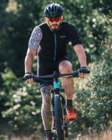 KILPI PICARD-M Černý cyklistický dres + KILPI PRESSURE-M Černé cyklistické šortky