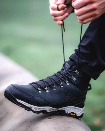 KILPI TRACKER HIGH WP-U Černá outdoorová vysoká obuv