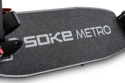 SOKE Metro Black odpružená koloběžka