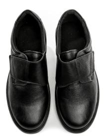 Koma 111222K čierne pánske nadmerné poltopánky šírka H