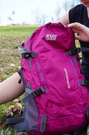 Kubisport Batoh Mountains 40 L turistický růžový
