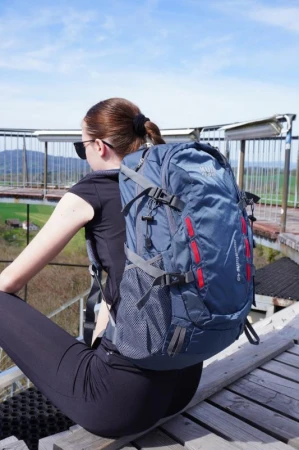 Kubisport Batoh Mountains 40 L turistický šedý