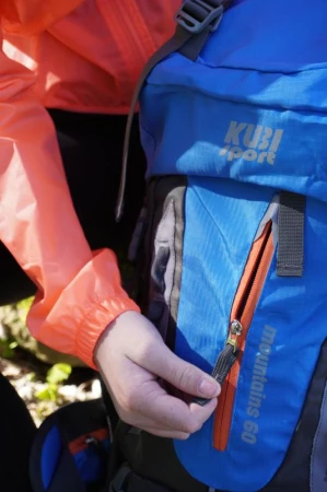 Kubisport Batoh Mountains 60 L na náročnější horskou turistiku modrý
