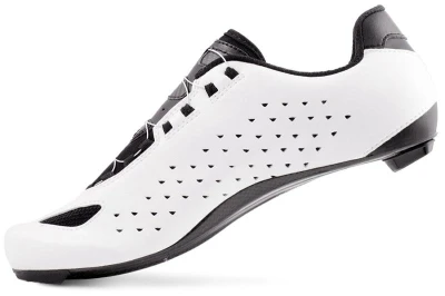 Lake CX219 Carbon bílo/černé cyklotretry + sleva 400,- na příslušenství