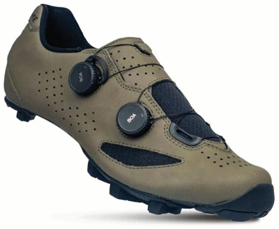 Lake MX239 Gravel Carbon zemitě hnědo/černé tretry POUZE EU 43 wide (VÝPRODEJ)