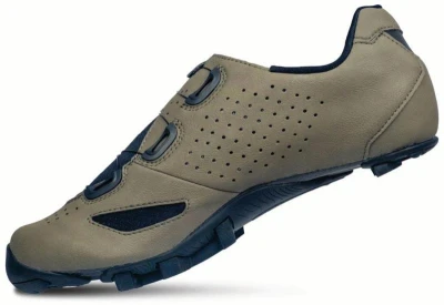 Lake MX239 Gravel Carbon zemitě hnědo/černé tretry POUZE EU 43 wide (VÝPRODEJ)