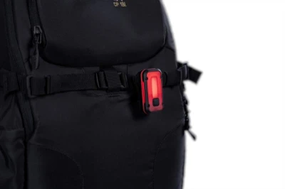 Lupine Rotlicht Pro černé 120 lumenů bezpečnostní světlo na batoh