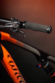 FORCE Madla pěnová jištěná černá