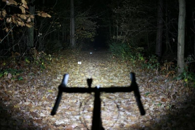 Smart světlo přední Polaris 700 dobíjecí
