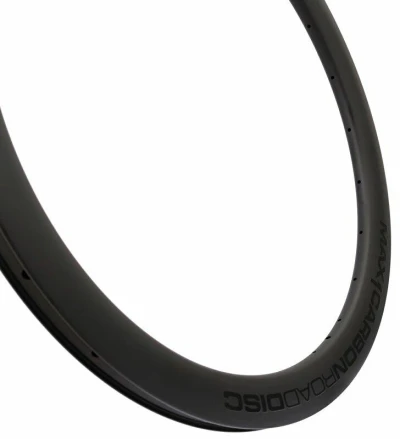 Max1 Premium Carbon Road Disc 50 mm/24 děr clincher 30 mm ráfek