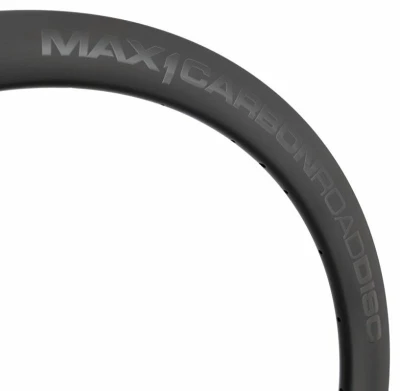 Max1 Premium Carbon Road Disc 50 mm/24 děr clincher 30 mm ráfek