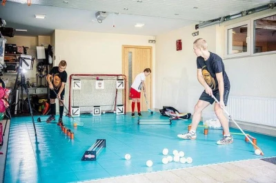Merco 700.SA branka na florbal + My Floorball Puzzle Tréninková plocha